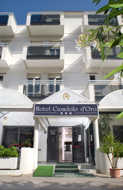 רימיני Hotel Ciondolo D'Oro מראה חיצוני תמונה